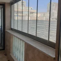 تولید و اجرای شیشه بالکن ریلی