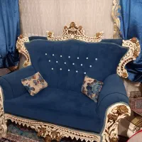 مبل سلطنتی به همراه میز و عسلی