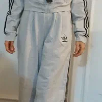 ست ورزشی آدیداس|لباس|تهران, آسمان|دیوار