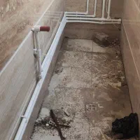 لوله کشی سرد گرمایش از کف رادیات و نصب شیرالات