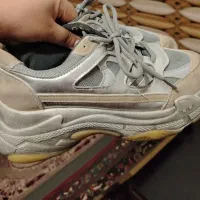 بوت|کیف، کفش، کمربند|شیراز, شیشهگری|دیوار