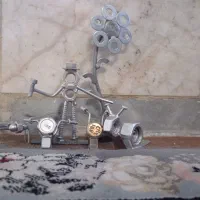 انواع مجسمه های پیچ و مهره ای