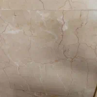 زیرزمین-اداری-بر-خیابان-اصلی