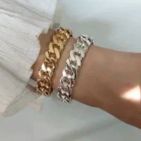 دستبند بنگل کلاسیک طرح کاریته