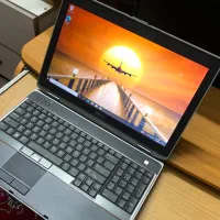 لپتاب امریکایی Dell core i7 گرافیک 4G هاردSsd رم ۸