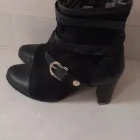 پوتین و کفش سایز ۳۸