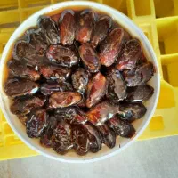 خرما و رطب عسلی درجه یک