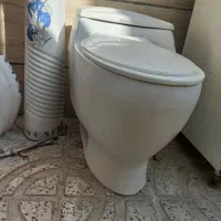 توالت فرنگی،روشویی،سینک،شیرآلات و توری کشویی پنجره|لوازم سرویس بهداشتی|محمدیه-قزوین, |دیوار