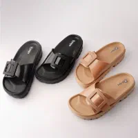 پخش عمده انواع دمپایی و صندل