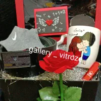 جعبه کادویی تولدی. روز مردو..