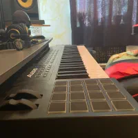 میدی کنترلر alesis vi49