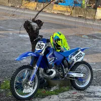 yz250