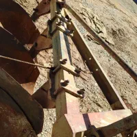 گاواهن|ماشین‌آلات صنعتی|گندمان, |دیوار