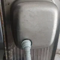 سینگ آشپزخونه باشیر هست