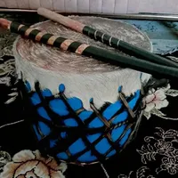 زیل نقاره کوچک|سازهای سنتی|شیراز, معالی‌آباد|دیوار