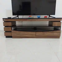 میز تلوزیون در حد نو