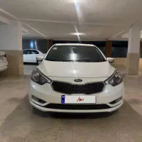 سراتو Yd 2016