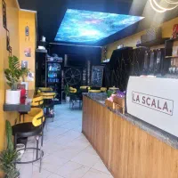 80-متر-منزل-با-58-متر-تجاری