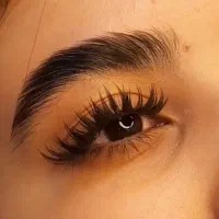 انجام خدمات تخصصی و حرفه ای اکستنشن مژه