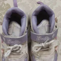 کفش کتونی دخترانه بچگانه سایز ۲۸|کفش و لباس بچه|تهران, امیریه|دیوار