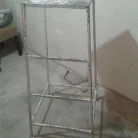 چهار پایه آهنی