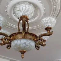 لوستر به همراه لامپ|لوستر و چراغ آویز|اراک, |دیوار