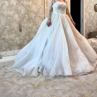 لباس عروس|لباس|دورود, |دیوار