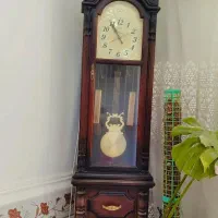 بوفه ساعت ایستاده