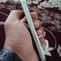 ایفون ۱۶نرمال