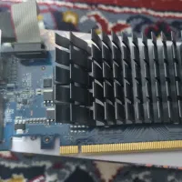 گرافیگ ۱ گیک  رم ۸ ddr3 و cpu q9550 پاور ۴۳۰ گرین