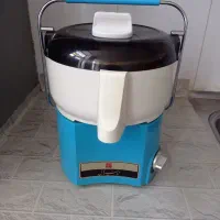 آبمیوه گیری ناسیونال اصل