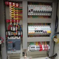 خدمات برق صنعتی مونتاژ تابلو کابل کشی و..|خدمات پیشه و مهارت|اردکان, |دیوار