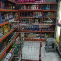 قفسه چیپس مغازه