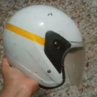 اچار ومقداری لوازم دیگر|ابزارآلات|رشت, لاکان|دیوار