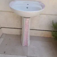 روشویی با و بدون پایه