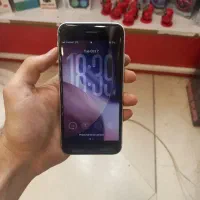 ایفون se2020 128گیگ