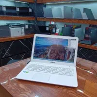 ایسوس سفید برفی