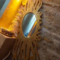 دیوارکوب طلایی آیینه ای