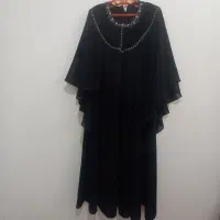مانتو زنانه و لباس عروس دخترانه در حد نو