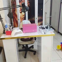 فروش کامل دکور آرایشگاه|آرایشگاه و سالن‌های زیبایی|شیراز, درکی|دیوار