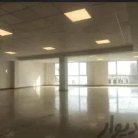 تجاری ۱۲۷متر براصلی بلوار ،ارتفاع سقف۴