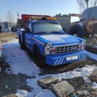 نیسان یدک کش جرثقیل خودرو بر دکل دار