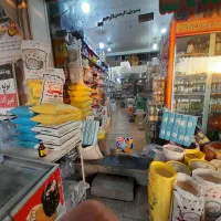 مغازه اصلی ۳۰متری شریعتی، ۴۰متر کف، ۲۰متر بالکن