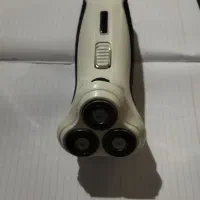 ماشین ریش تراش سه تیغه