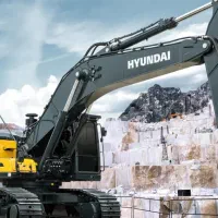 شاگرد  بیل مکانیکی