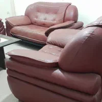 مبل چرم باقیمت مناسب|مبلمان خانگی و میز عسلی|اسلامشهر, زرافشان|دیوار