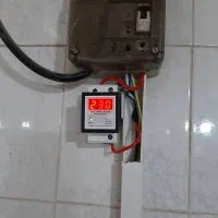 محافظ ولتاژ