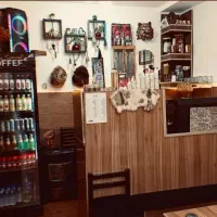 کمک باریستا در کافه