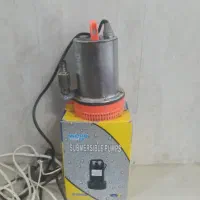 یک عدد پمپ کفکش برق ۱۲وتانک اب ۱۰۰۰لیتری