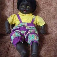 عروسک کلیکسیونی|کلکسیون اشیاء عتیقه|اندیشه, اندیشه فاز ۱|دیوار